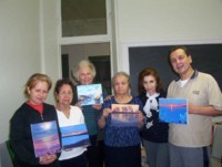 Highlight for Album: Pintores Precursores: Carlos, Vasthi, Martha, Elisa, Bertha e Irene (instructora)-1st group